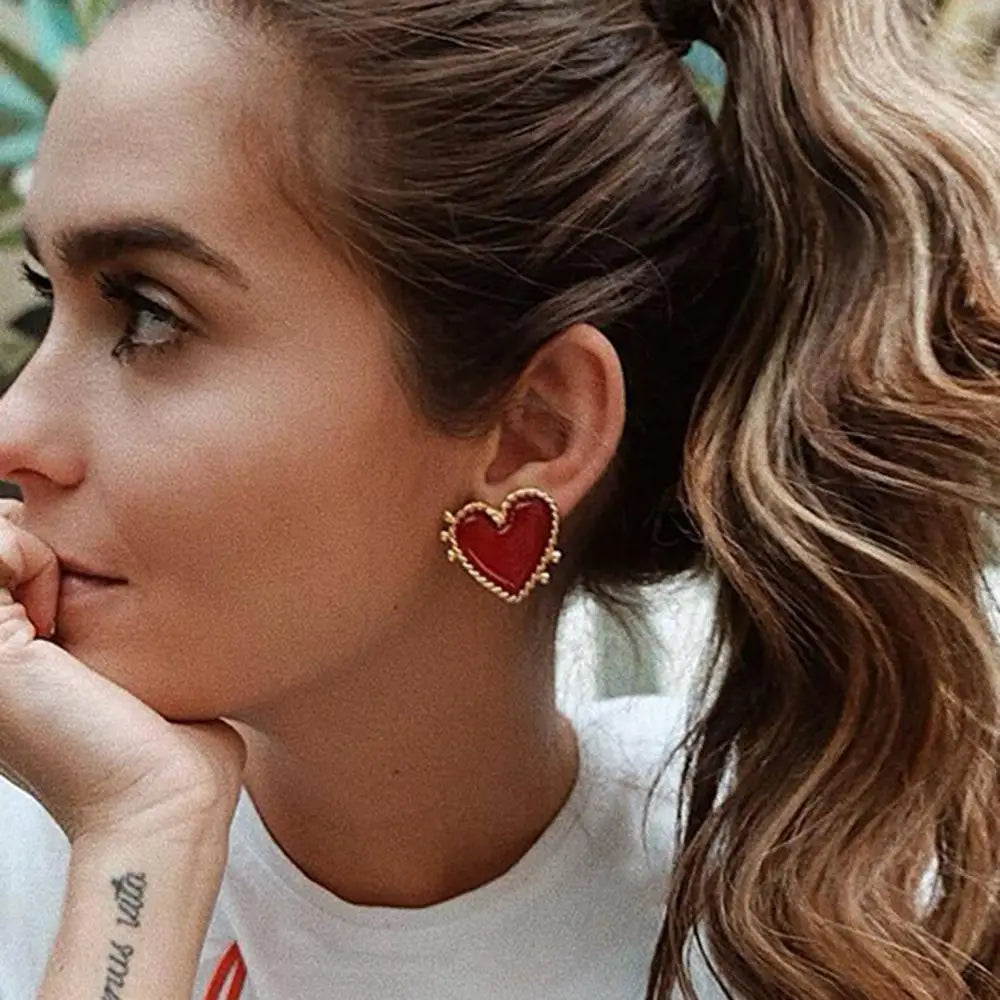 Dospita  -  New Design Red Heart Stud Earring Women Metal Gold Color Eye Heart Lips Wedding  Statement Earrings Fashion Party Jewelry