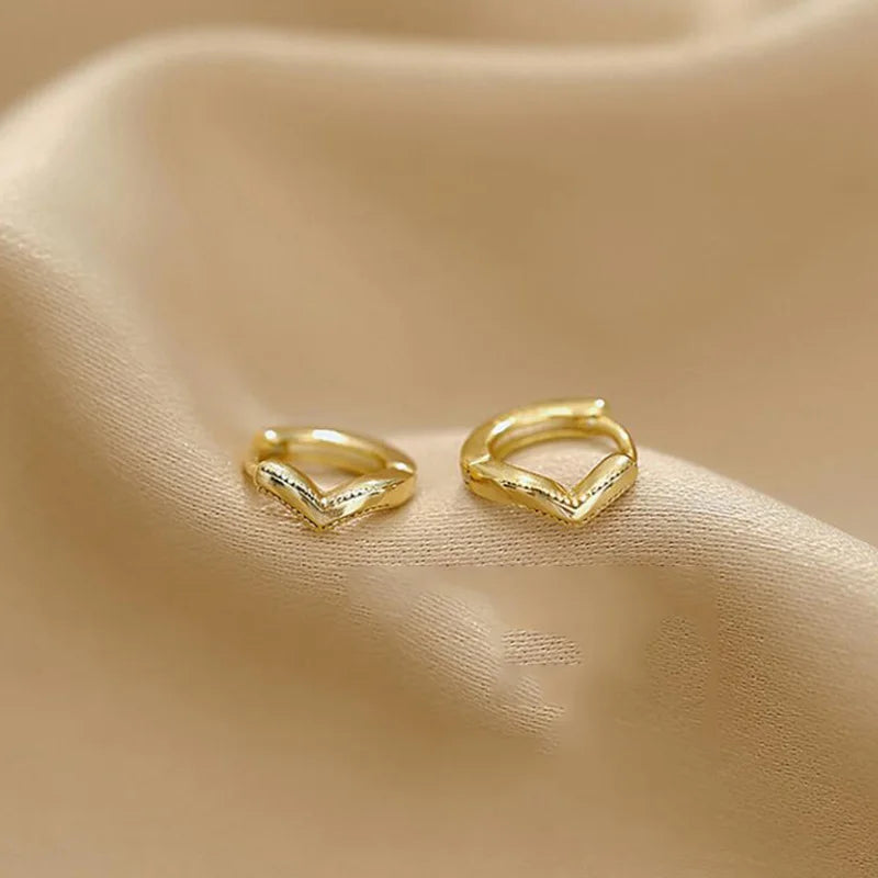 Dospita Simple gold Color Single Row Zircon Hoop Earrings For Women brincos oorbellen pendientes Flower Earrings Small