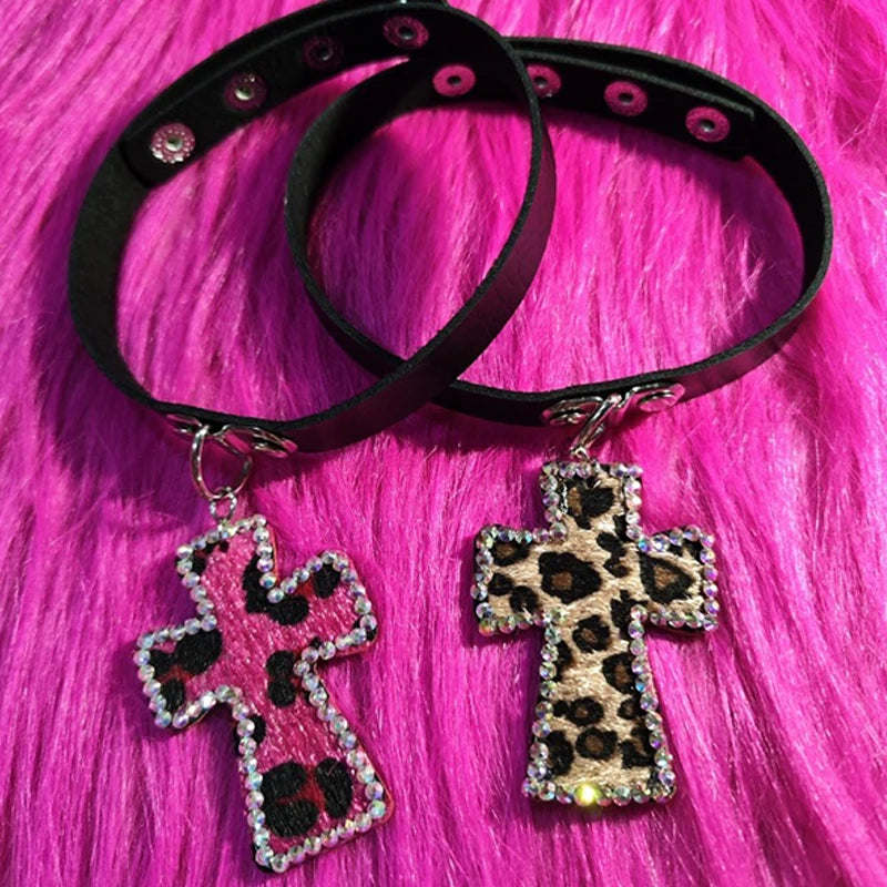 Dospita Y2K Accessories Leopard Print Cross Choker Sexy Pendant Necklace for Women Korean Fashion Necklaces Goth Jewelry Grunge