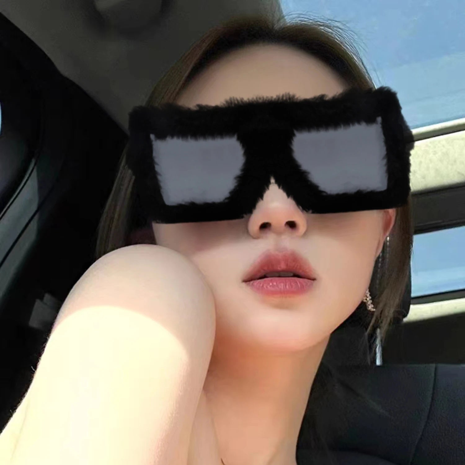 Dospita New Fashion Woollen Sunglasses For Women Luxury Brand Oversized Cat Eye Fur Velvet Sun Glasses Female Party Shades Pink