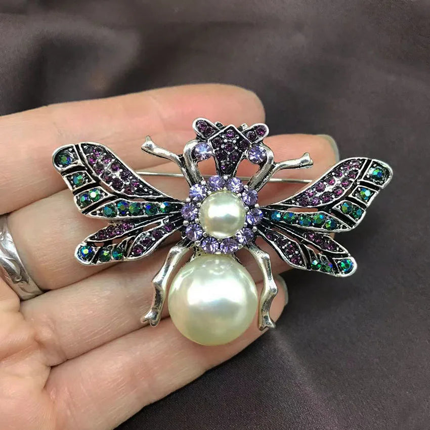 Dospita Antique Decorative Style Women Luxury Brooch Color Rhinestones Exquisite Butterfly Bee Brooch High Quality Jewelry