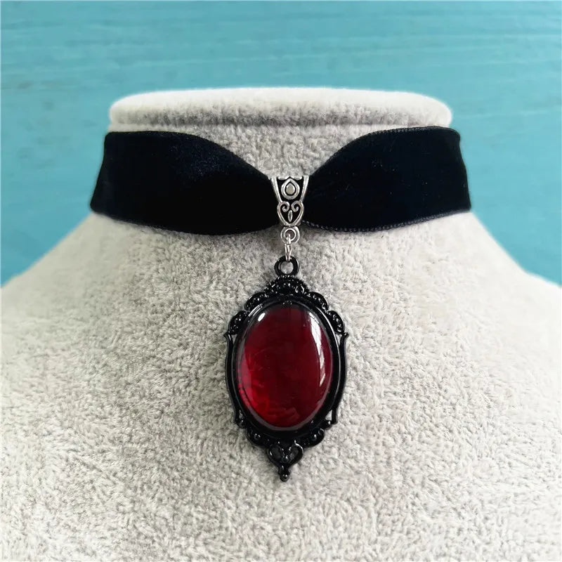 Dospita  -  Gothic Vintage Red Quartz Crystal Necklace Butterfly Necklace Vampire Embossed Witch Jewelry Accessories Vintage Chokers