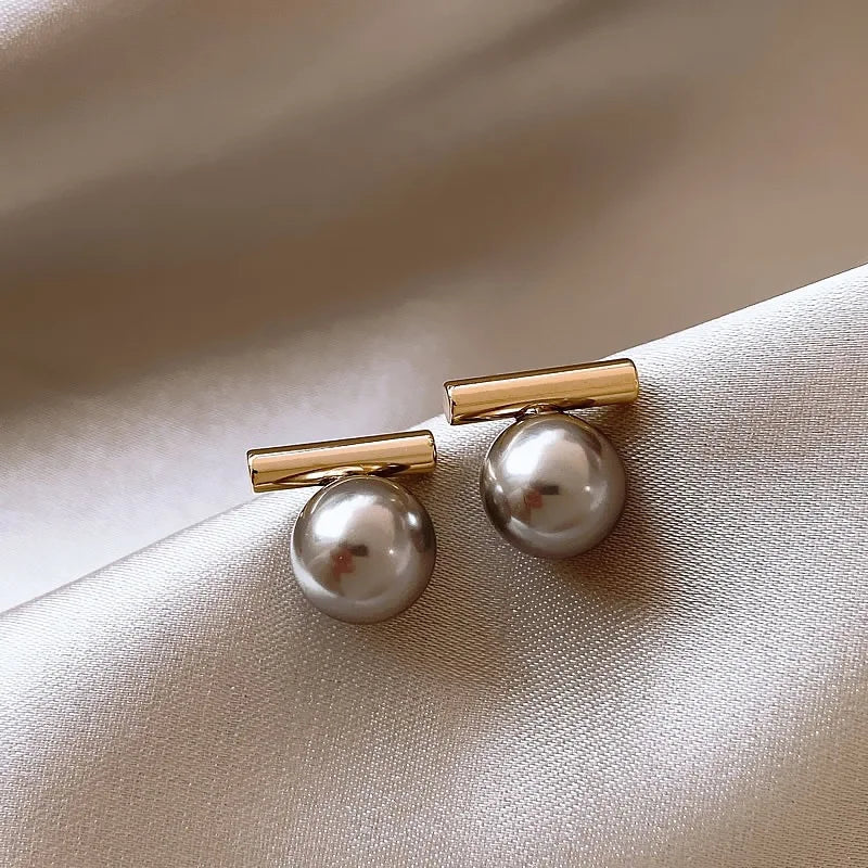 Dospita  -  New French Elegant Gold Color Bean Spliced Flat Pearl Earrings for Korean Fashion Jewelry Party Women's Sweet Accessories