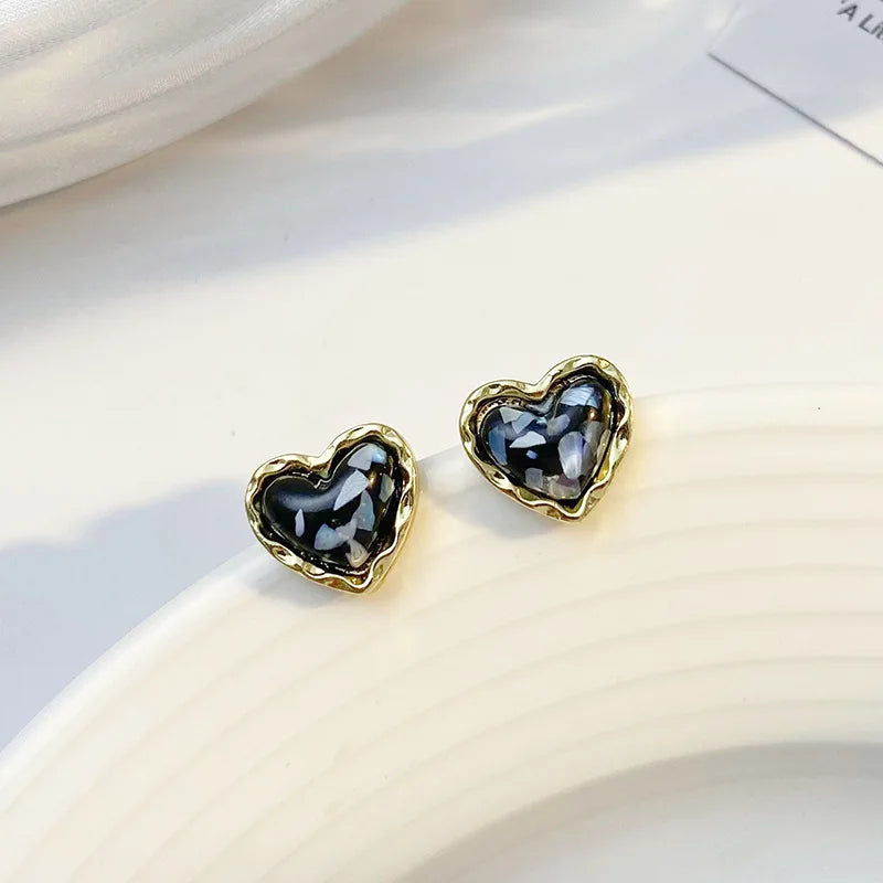 Dospita  -  New Design Red Heart Stud Earring Women Metal Gold Color Eye Heart Lips Wedding  Statement Earrings Fashion Party Jewelry