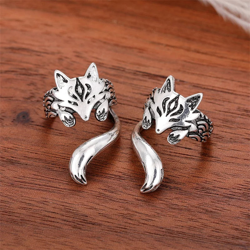 Dospita New Trendy Fox Shape Clip Earrings for Women Antique Silver Color Ear Cuff Earrings Girl Statement Jewelry