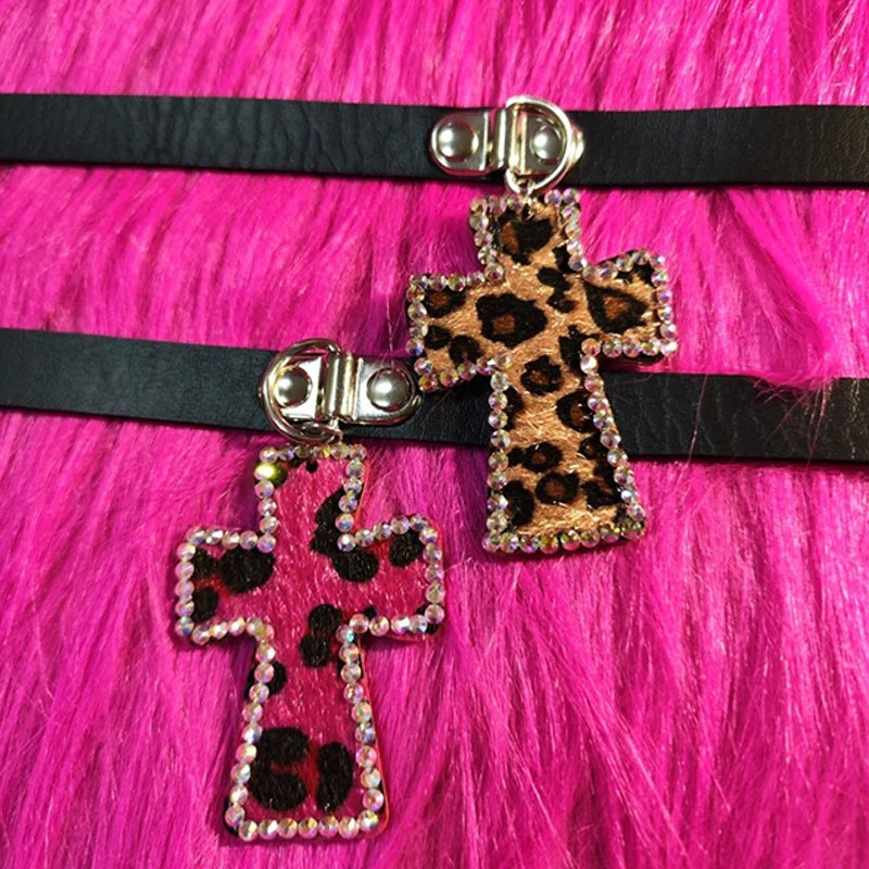 Dospita Y2K Accessories Leopard Print Cross Choker Sexy Pendant Necklace for Women Korean Fashion Necklaces Goth Jewelry Grunge