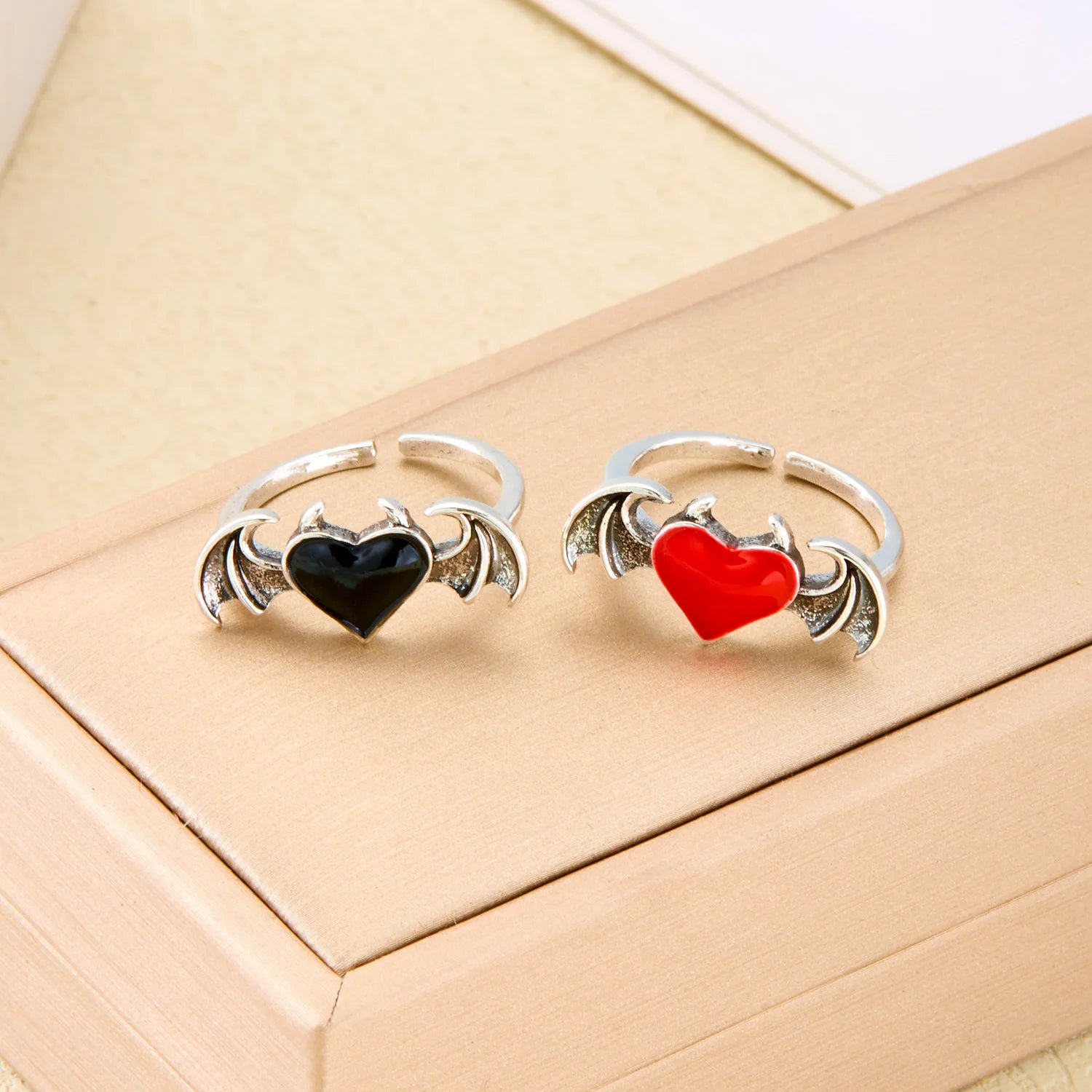 Dospita Vintage Angel Demon Wings Heart Rings For Women Couple Red Black Love Heart Opening Ring New Gothic Jewelry Valentines Gift