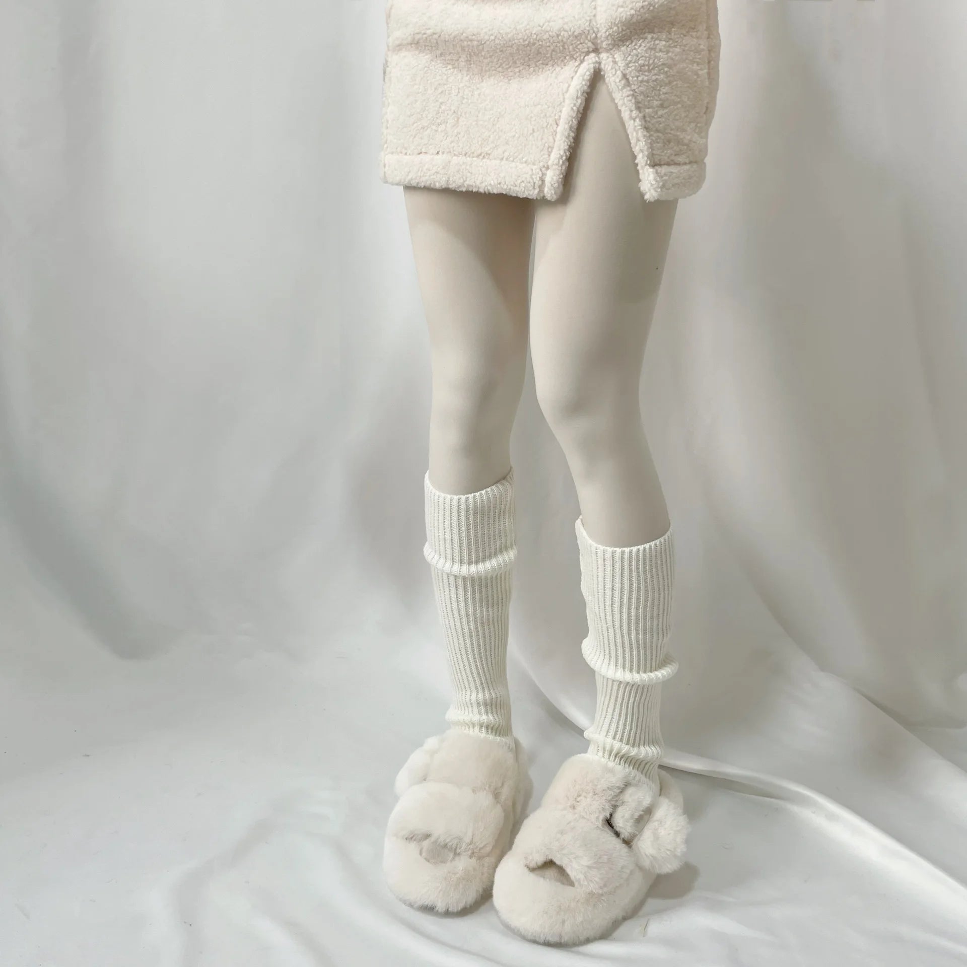 Dospita A pair of knitted jk socks for women, white long calf socks, leg covers, autumn and winter warm Lolita socks, Lolita