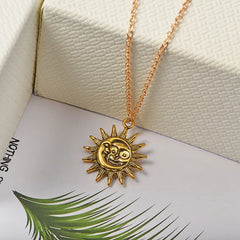 Dospita  NEW Fashion Sun and Moon Necklace Boho Charm Celestial Dainty Necklaces for Women Collier Bijoux Jewelry Gift