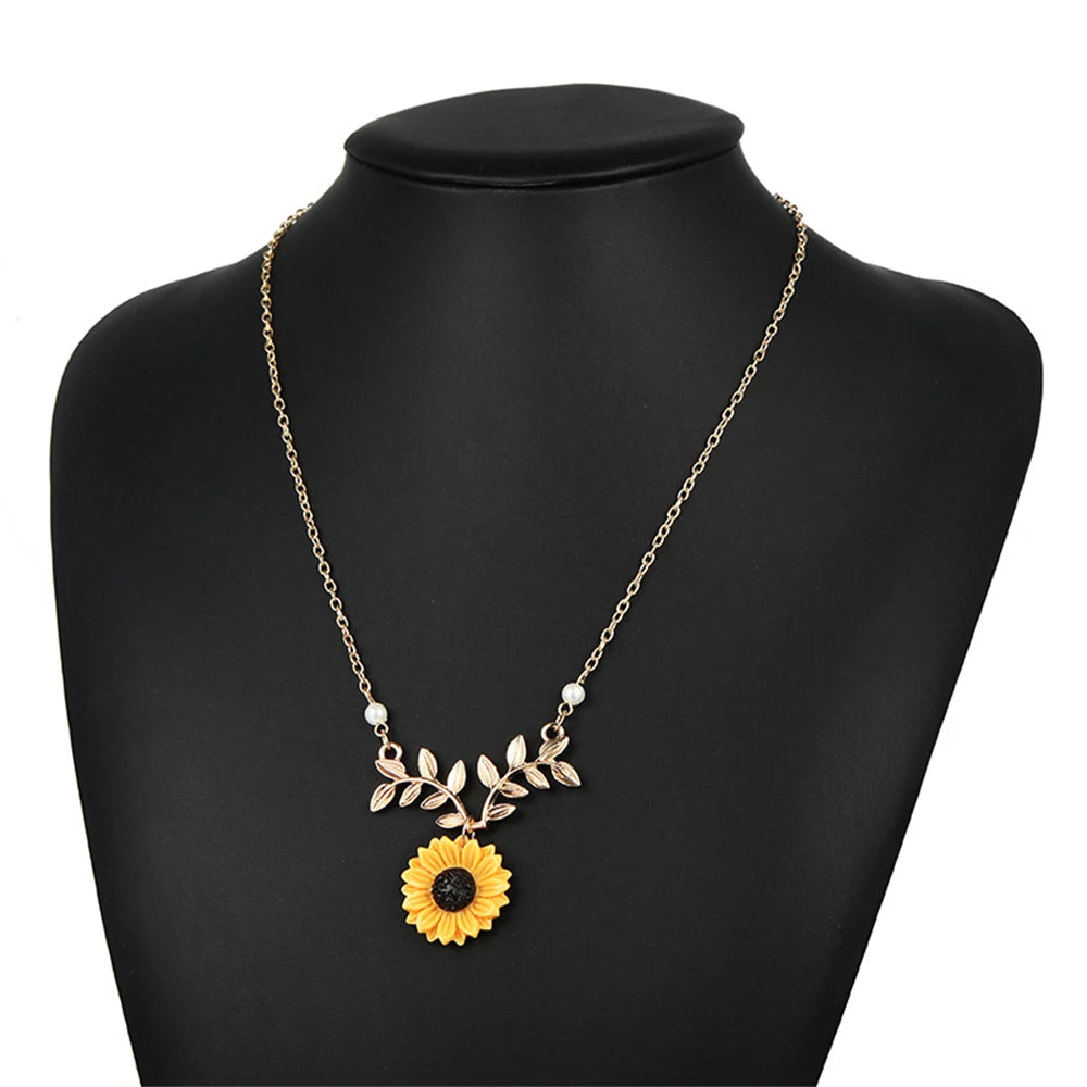 Dospita Pearl Sunflower Pendant Necklaces Fashion Jewelry Cute Leaves Plant Choker Necklaces for Women Lady Girl Charm Gift