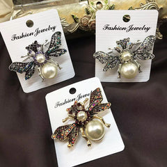 Dospita Antique Decorative Style Women Luxury Brooch Color Rhinestones Exquisite Butterfly Bee Brooch High Quality Jewelry