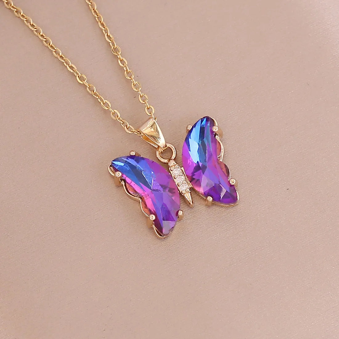 Dospita Fashion Classic Rhinestone Butterfly Pendant Necklace for Women Simple Clavicle Chain Colorful Insect Charm Necklaces Jewelry