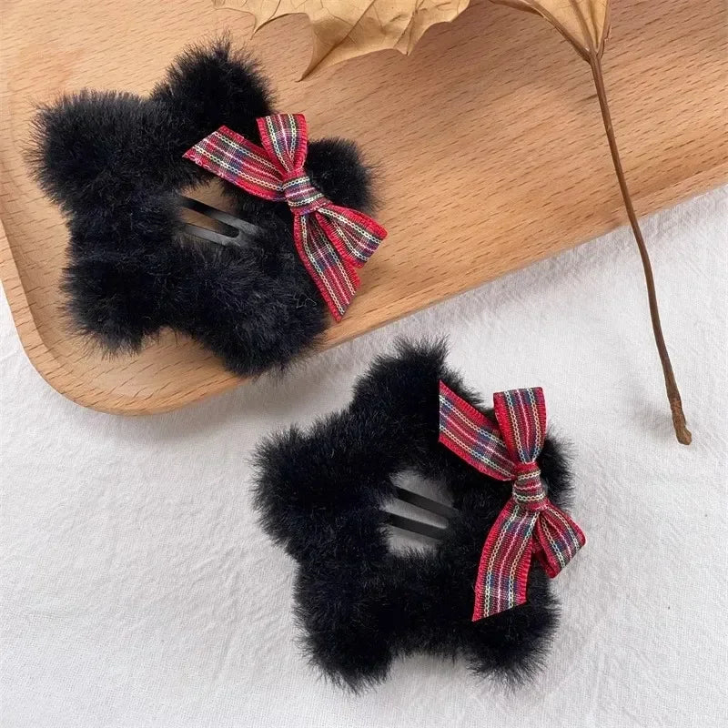 Dospita  -  4pcs Winter Plush Y2K Star BB Hair Clips Women Hairpins Cute Fluffy Side Bangs Clips Korean Fashion Headdress Hair Accessories