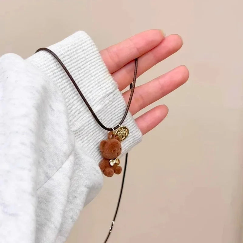 Dospita  -  Cute Plush Teddy Bear Sweater Chain New Niche Design Autumn and Winter Long Versatile Fun Cartoon Necklace for Women Girl