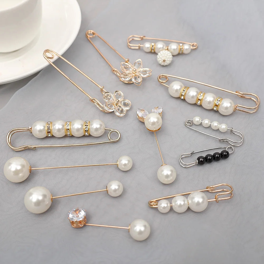 Dospita 6Pcs Pearl Brooches Set Waist Buckle Cardigan Jeans Button Brooch Pins Women Sweater Coat Anti Fall Pearl Clothes Pin Decoration