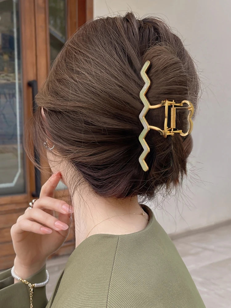 Dospita Korean Metal Wave Hair Claw Korean Geometric Ponytail Clip Barrettes For Women Girls Wash Face Make Up Hairpin Hair Accessories