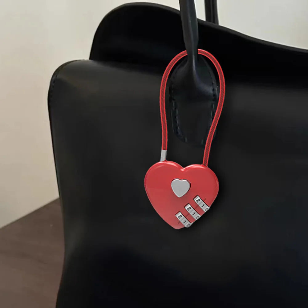 Dospita INS Korean Red Heart Lock Keychain Y2K Emo Aesthetic Vintage Charm Keychain Bag Pendant Punk Sweet Accessories Harajuku Jewelry