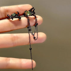 Dospita New Irregular Black Thorn Tassel Earbone Clip Earrings for Women Fake Piercing Asymmetric Black Green Zircon Chain Ear Jewelry