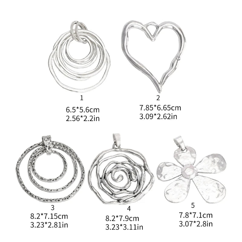 Dospita  -  Durable Alloy Heart Pendant Hollow Jewelry Charm Flower Pendant Alloy Material