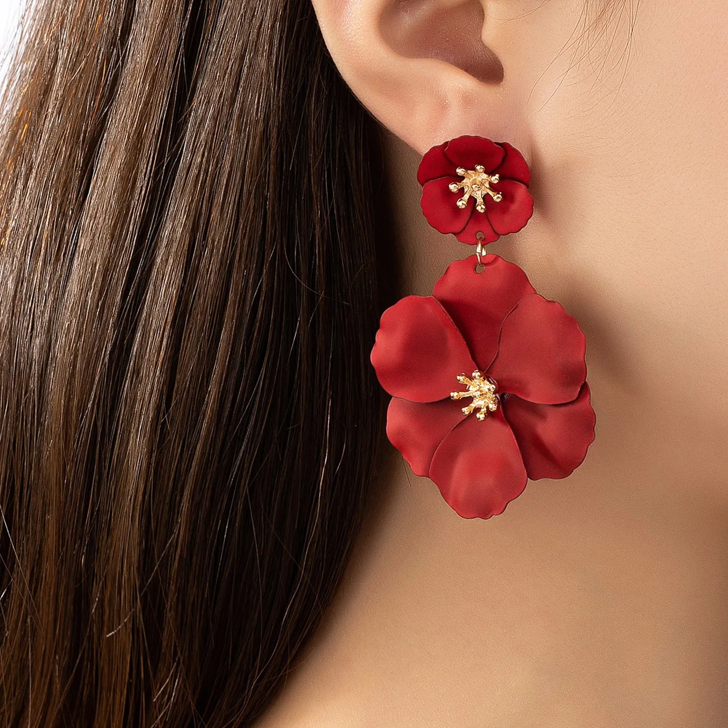 Dospita rendy Women Earrings Festival Hot Sale Metal Flower Petal Stud Earrings Sweet Accessories Jewelry For Women