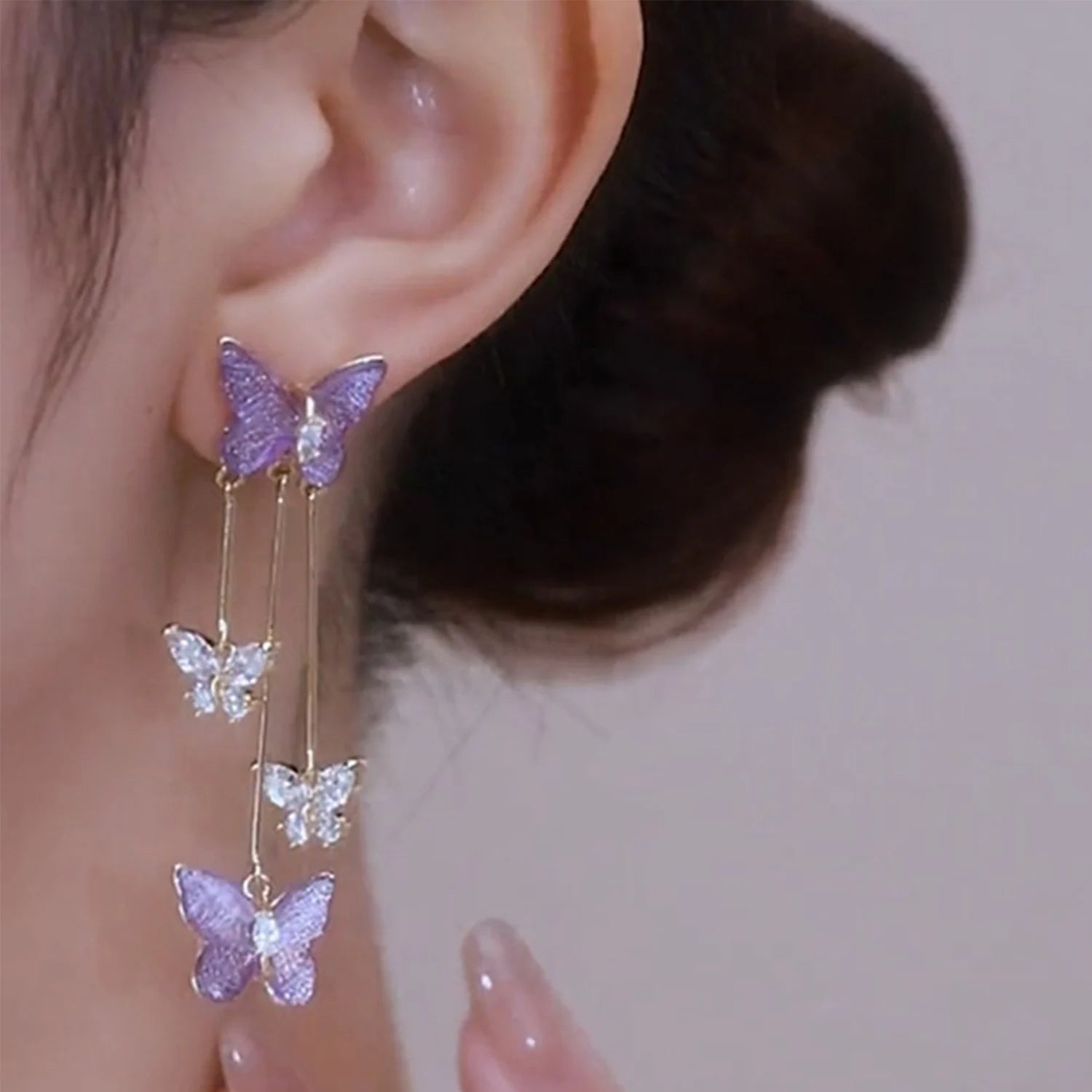 Dospita New Fashion Trend Unique Design Elegant Delicate Purple Crystal Butterfly Tassel Earrings Women High Jewelery Wedding Gifts