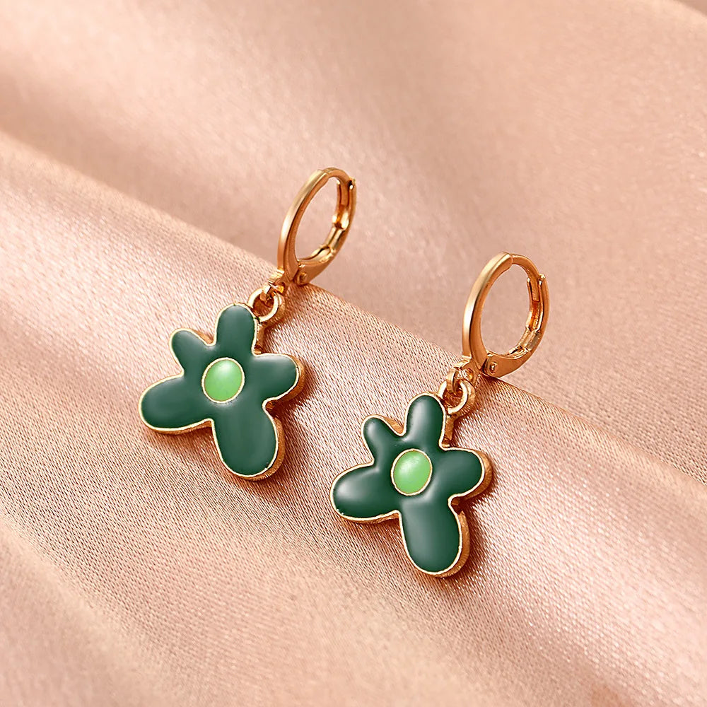 Dospita New Originality Dripping Gaze Fresh Daisy Flower Asymmetry Alloy Studs Earrings Sweet Accessories