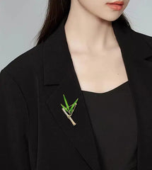 Dospita New Green Plant Bamboo Shape Brooches Pin Rhinestone For Women Sweater Cardigan Safety Pins Clothing Accessories Jewelry Gifts