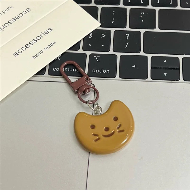 Dospita  -  Cute Little Cat Keychain Creative Fish Cat Resin Cartoon Doll Pendent Fashion Bag Accessories for Kids Couple Gift Car Keyring