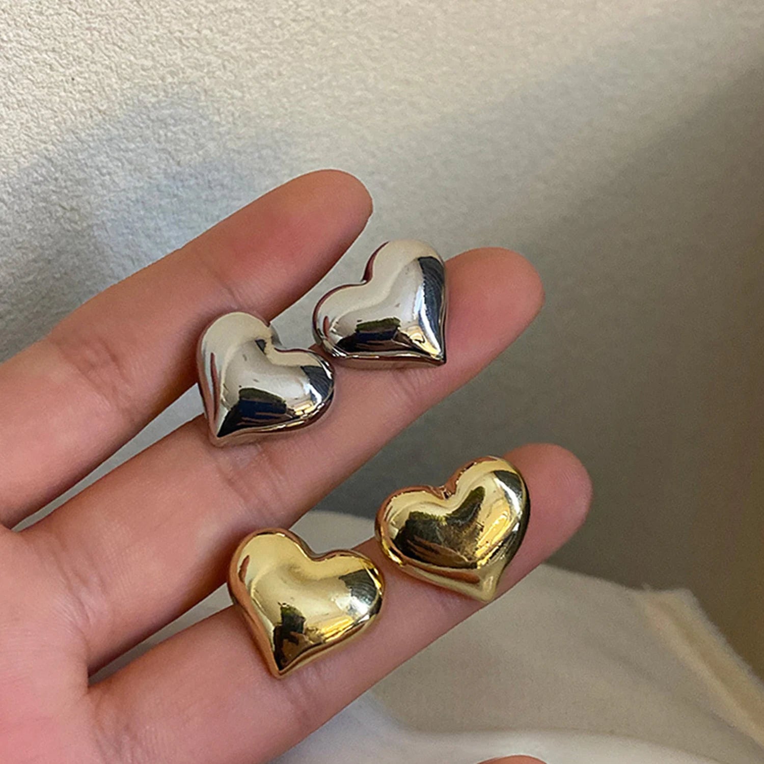 Dospita Gold Color Heart Ears Stud Girl Silver Stereoscopic Heart Smooth Earrings Everything Matching Earrings For Women Lady