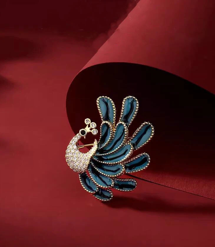 Dospita Exquisite Blue Painted Peacock Brooch For Women Rhinestone Enamel Animal Pins Female Clothing Jewelry Party Accessories Gifts