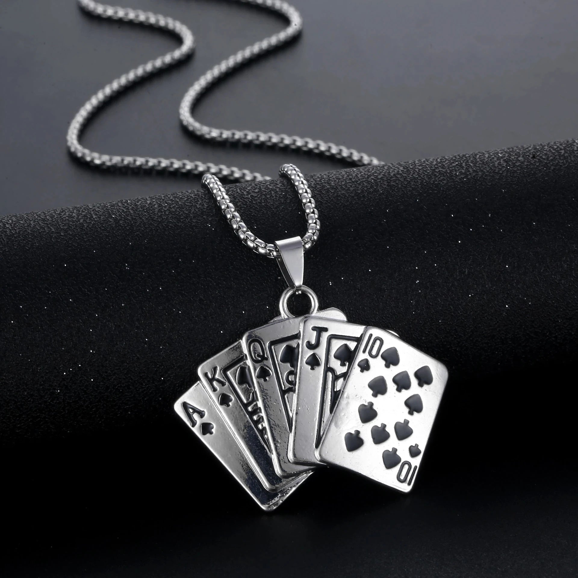 Dospita Hip Hop Poker Necklace Men Playing Cards Pendant Titanium Steel Long Box Chain Necklaces Unisex Punk Streetwear Collar Necklace