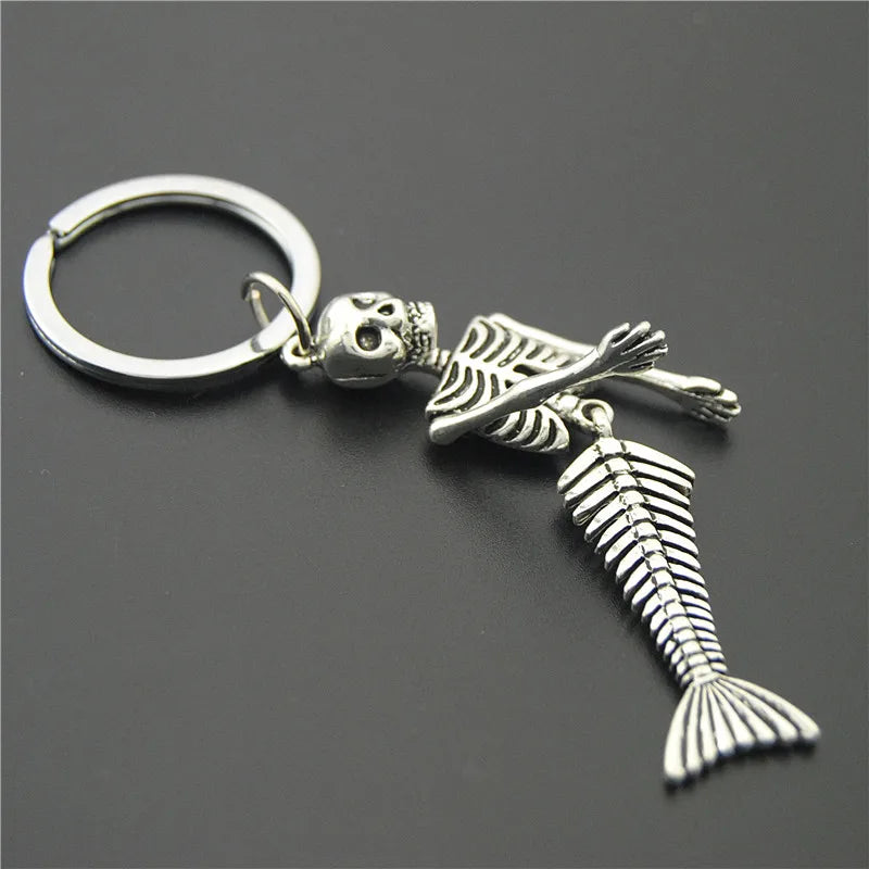 Dospita 1pcs Antique Sliver Color Mermaid Skeleton Key Chains Skull Key Ring for Gift for Men Halloween Gift