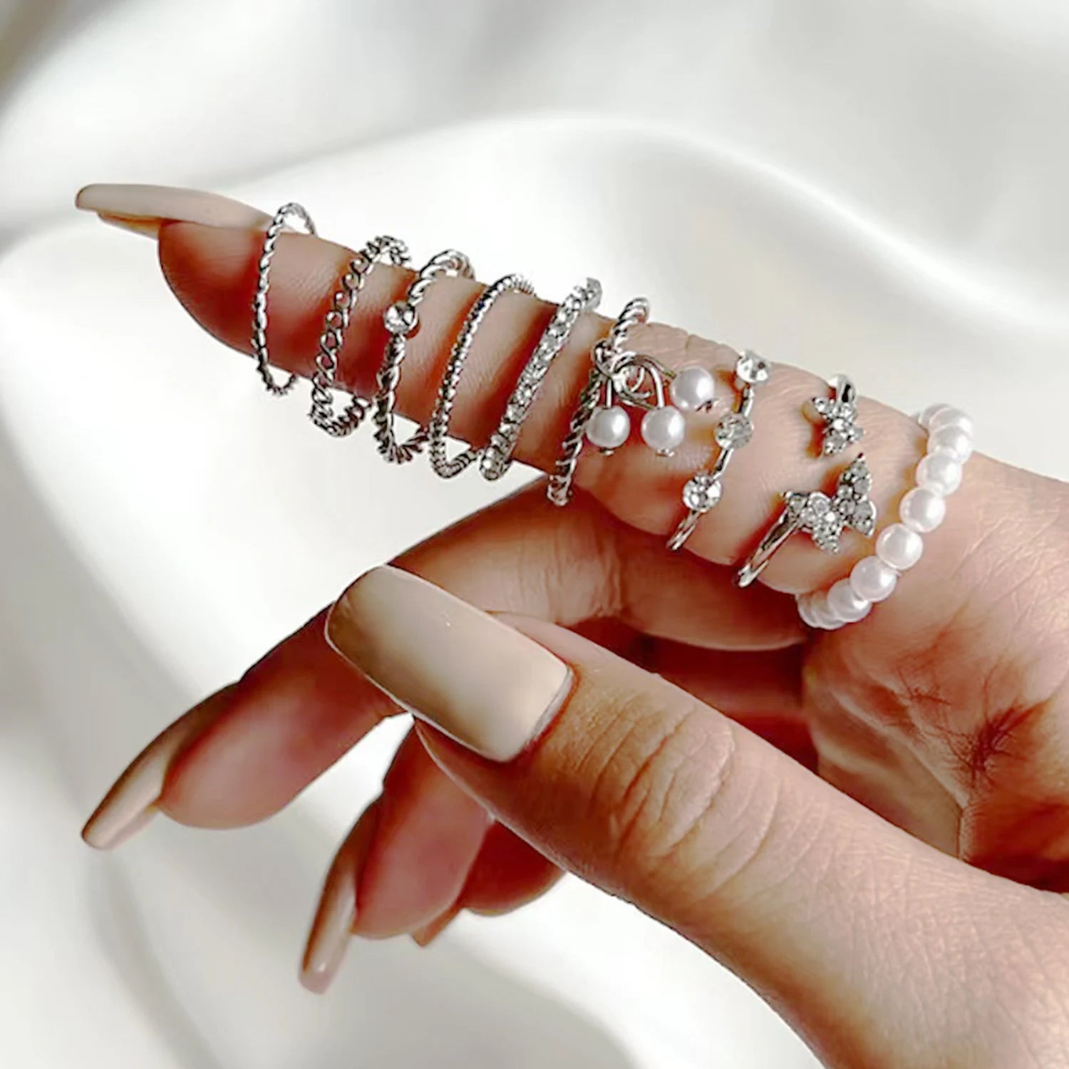 Dospita Elegant Vintage Crystal Women Finger Ring Bohemian Butterfly Pearl Rings Set Shine Pearl Retro Rhinestone Simple Ring