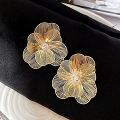 Dospita  -  Fashion Hollow Gold Color Metal Earrings for Women Large Exaggerated Flower Stud Earrings Jewelry Gifts Wholesale