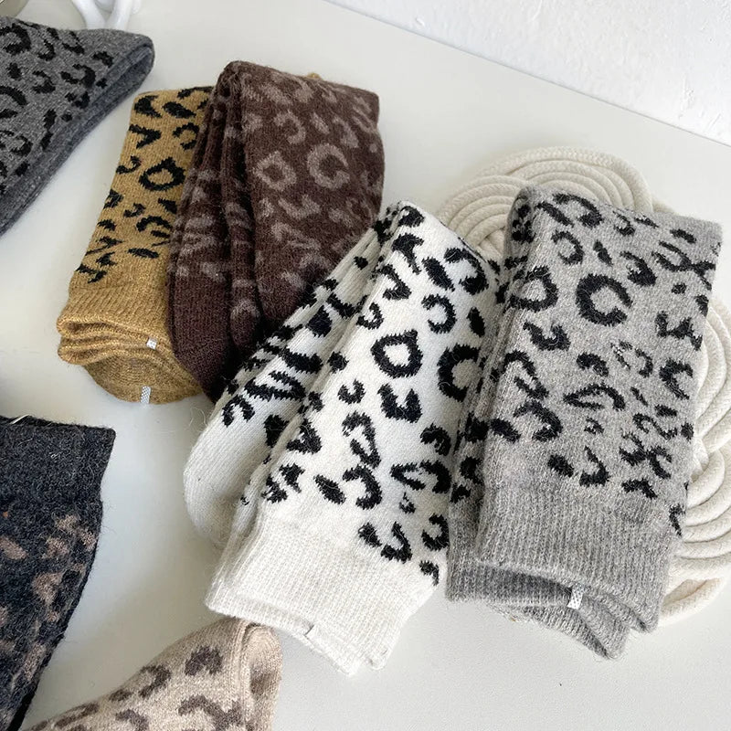 Dospita Thickened winter wool socks Japanese vintage fashion leopard print thermal socks High quality women wool socks Christmas gift