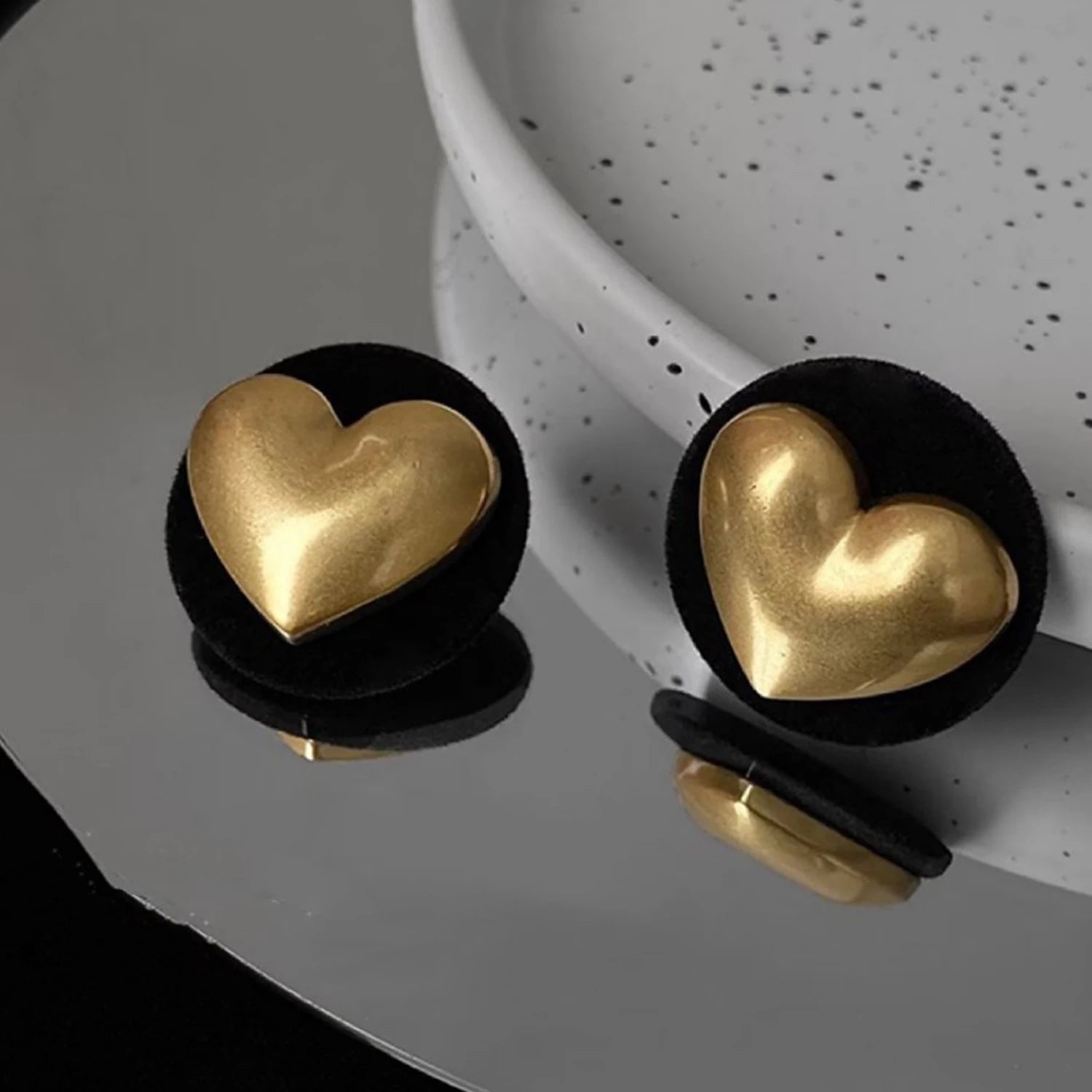 Dospita Vintage Round Gold Colour Heart Statement Earrings Big Black Boho Earrings for Women Ethnic Jewelry Elegant Party Gift